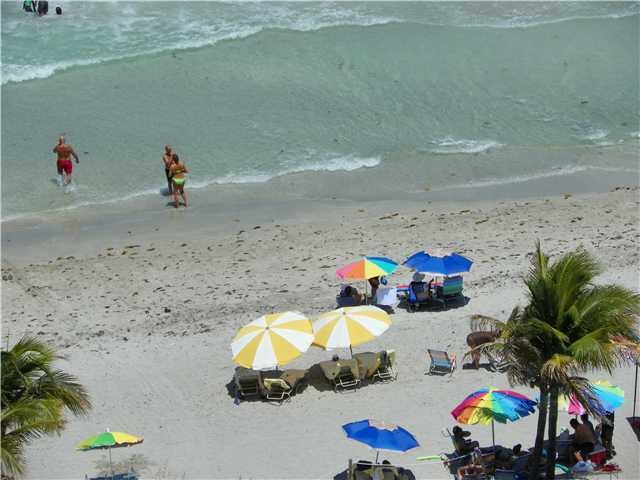 2030 S OCEAN DR # 2027, Hallandale, FL 33009