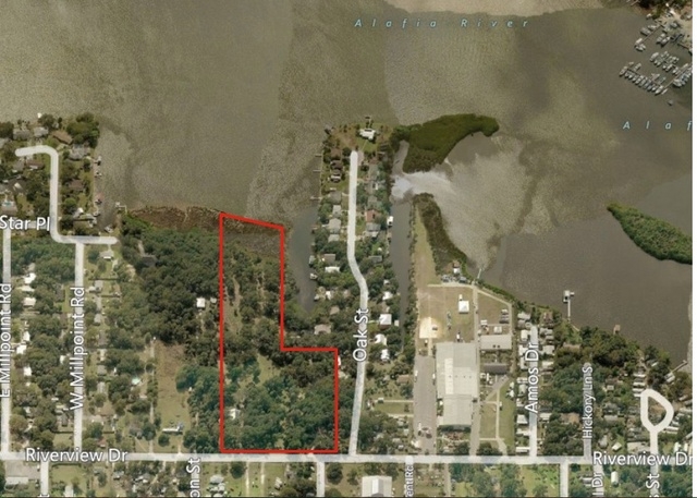 7007 Riverview Drive, Riverview, FL 33578