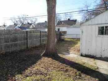 34069 Annapolis St, Wayne, MI 48184