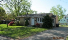 32 Deerfield Dr Warwick, RI 02886