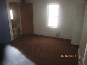 265 Cooper St, Pekin, IL 61554