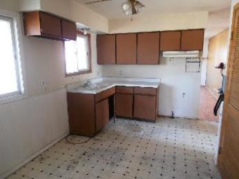 112 Hazel St, Pekin, IL 61554