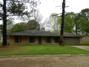 1434 Sleepy Hollow Dr, Jackson, MS 39212