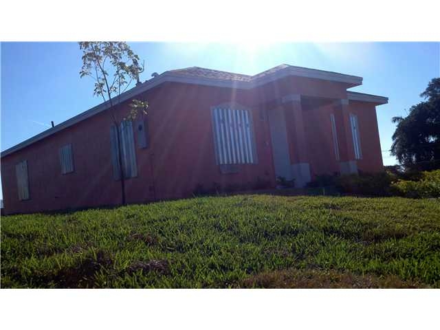 1146 NW 104 ST, Miami, FL 33150