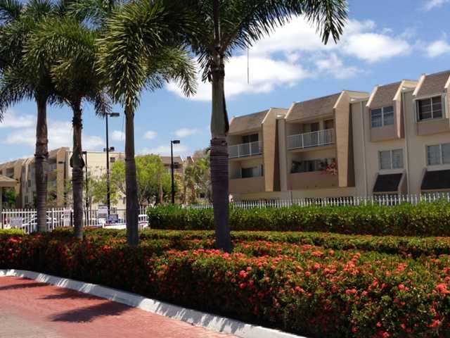 7705 SW 86 ST # B-314, Miami, FL 33143