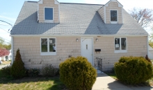 8 Fillmore St Pawtucket, RI 02860