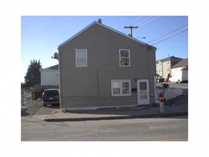 1647 Main St, West Warwick, RI 02893