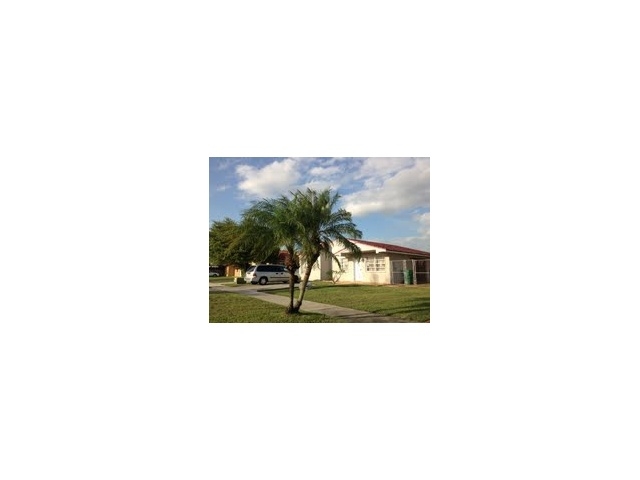 273 NW 133 CT, Miami, FL 33182