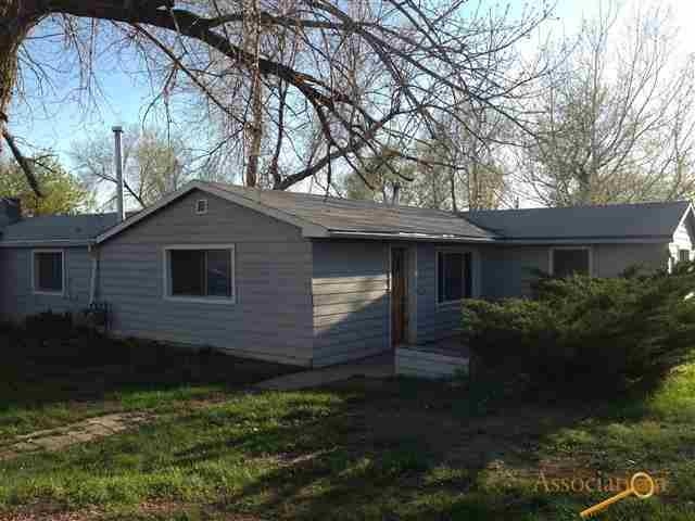 1905 Plateau Ln, Rapid City, SD 57703