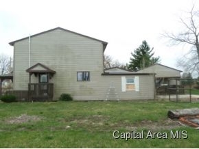 601 Railroad Street, Mechanicsburg, IL 62545