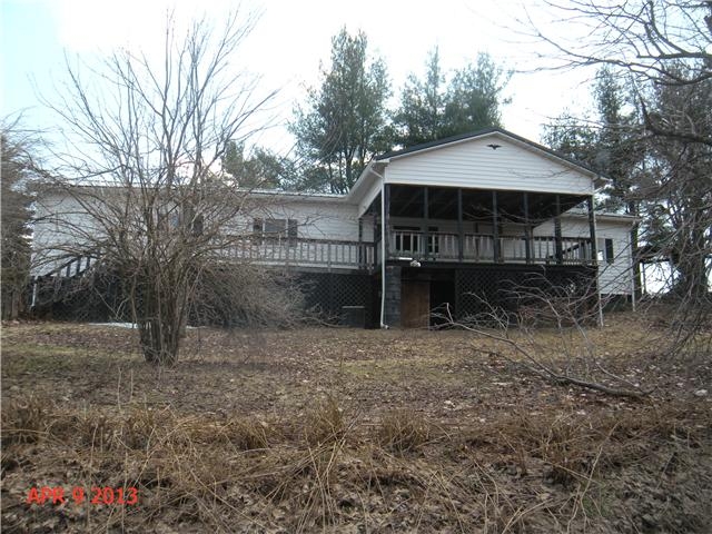 301 Arlington St, Terra Alta, WV 26764