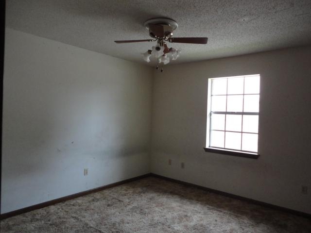 506 Sandra Dr, Baker, LA 70714