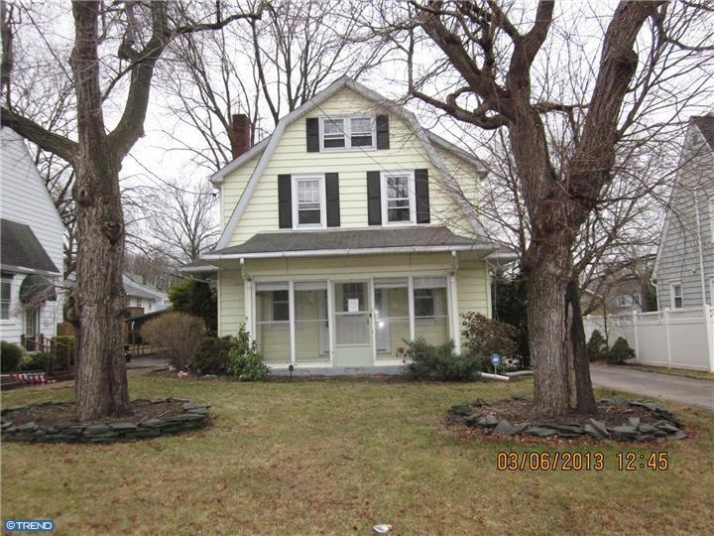 554 Bordentown Rd, Trenton, NJ 08610
