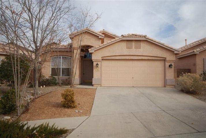 8608 Bluff Springs Dr Ne, Albuquerque, NM 87113