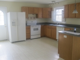 1203 Oak Ave, Shady Side, MD 20764