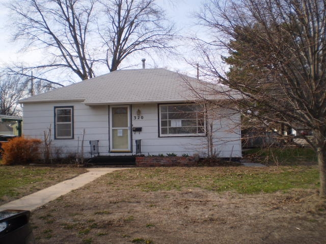 320 E 18th St, Grand Island, NE 68801