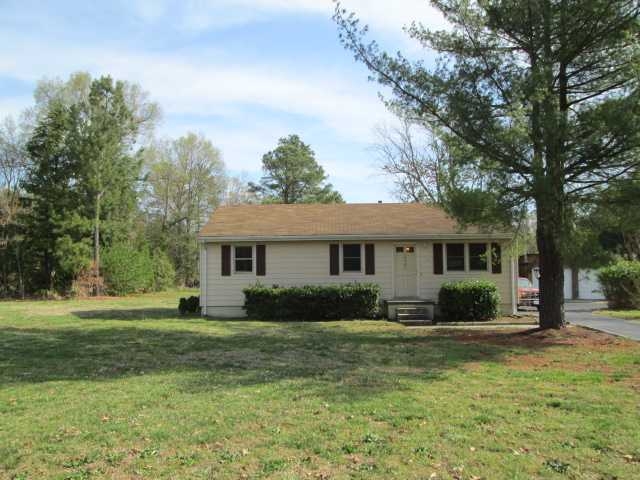 14901 Rowlett Rd, Chesterfield, VA 23838