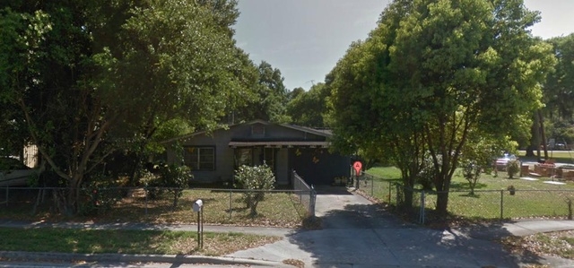 105 Victoria St, Brandon, FL 33510