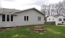 713 E 20th St S Newton, IA 50208