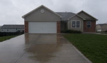 2719 E Chestnut Dr Tonganoxie, KS 66086