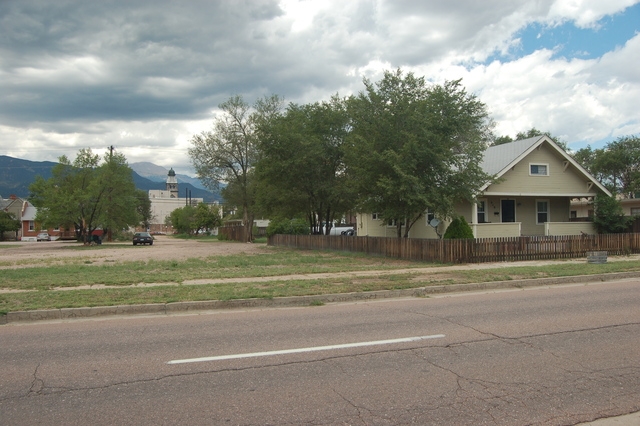 222 S Wahsatch Ave, Colorado Springs, CO 80903