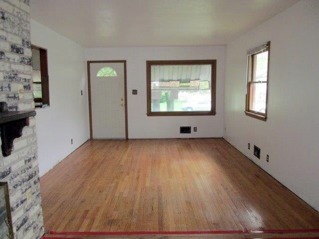 5950 North 72nd Str, Milwaukee, WI 53218
