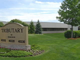 40200 Grand River, Novi, MI 48375