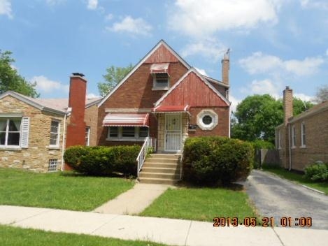 9625 South Maplewood Ave, Evergreen Park, IL 60805