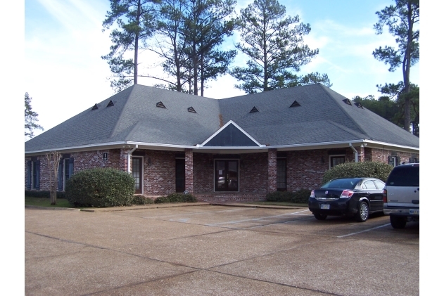 1307- A Airport Road, Flowood, MS 39232