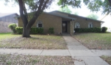 2817 Branch Oaks Dr Garland, TX 75043