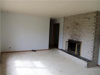 5678 Eland Rd, Joplin, MO 64804