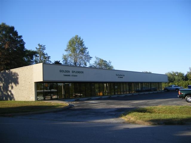 7505 Middle Valley Rd, Hixson, TN 37343