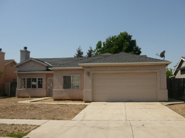 6307 E Balch Avenue, Fresno, CA 93727