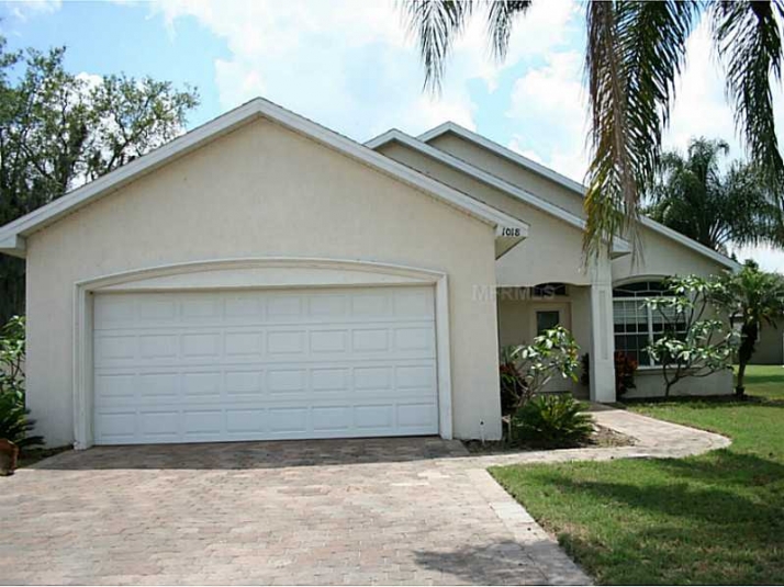 1018 Robin Ln, Winter Haven, FL 33884