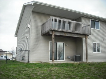 8409 Woodstone Cour, Cedar Rapids, IA 52404