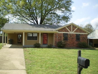 8303 Hastings Cv, Southaven, MS 38671