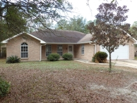 1129 Spruce St, Ocean Springs, MS 39564