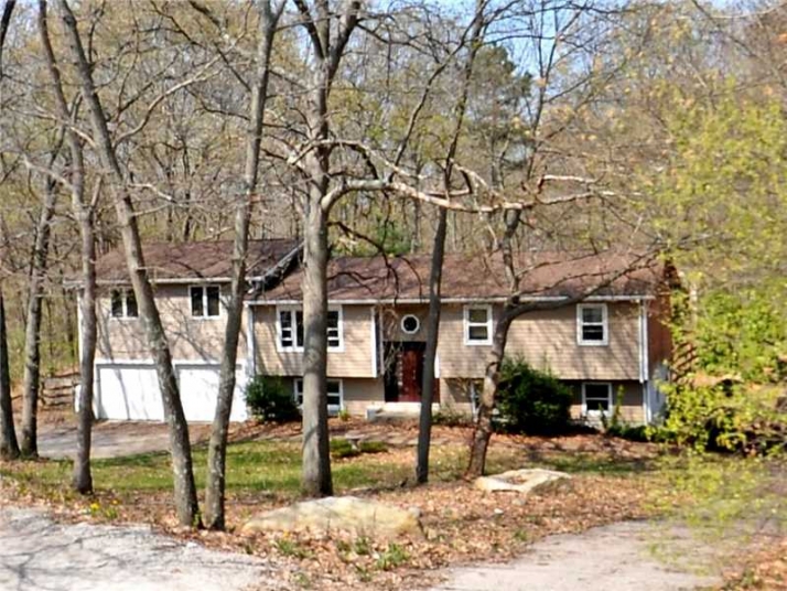 135 Shippeetown Rd, East Greenwich, RI 02818