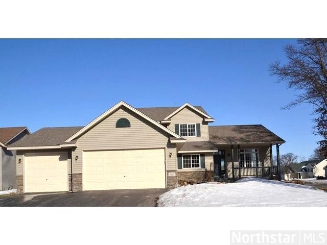 25651 19th St W, Zimmerman, MN 55398