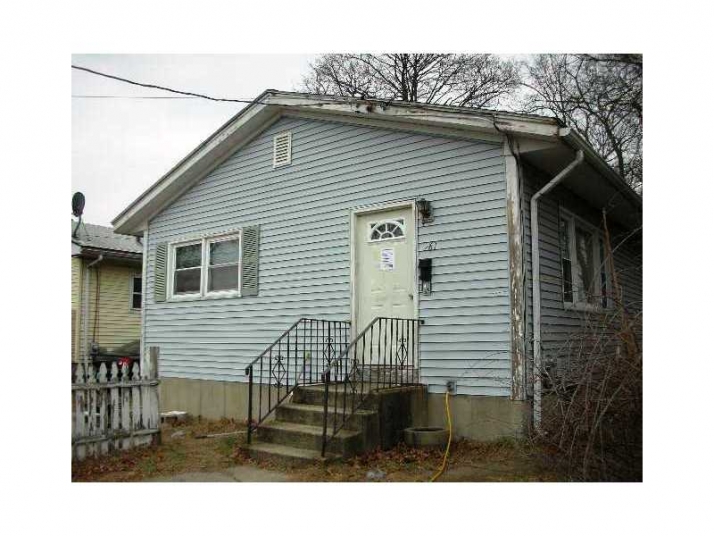 261 Swan St, Providence, RI 02905