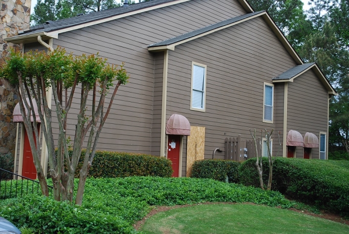 2001 Canyon Point Cir, Roswell, GA 30076