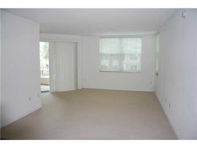 806 E WINDWARD WY # 206, Lake Worth, FL 33462