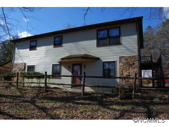 1912 Old South Carolina Ave, Hendersonville, NC 28739