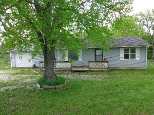 3014 State Road Aa, Holts Summit, MO 65043