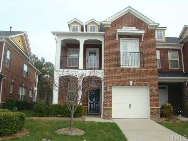 302 Longchamp Ln, Cary, NC 27519