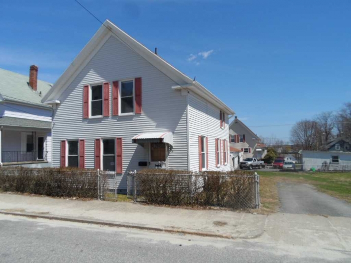 183 3rd Ave, Woonsocket, RI 02895