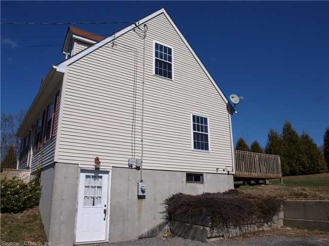 221 Dow Rd, Plainfield, CT 06374