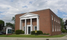 24280 Woodward Avenue Pleasant Ridge, MI 48069