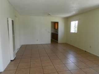 8821 8821 1 2 Bandera St, Los Angeles, CA 90002