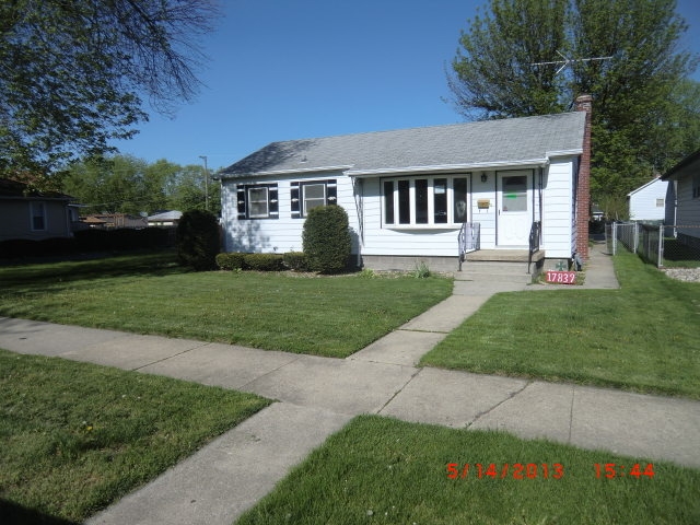 17839 Chicago Ave, Lansing, IL 60438